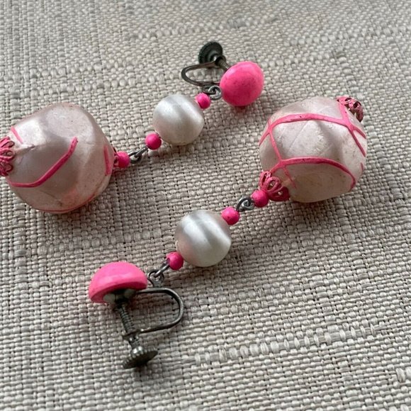 Vintage Earrings Pink/White Tone Ear Jewelry Unbranded Earrings - Picture 3 of 9